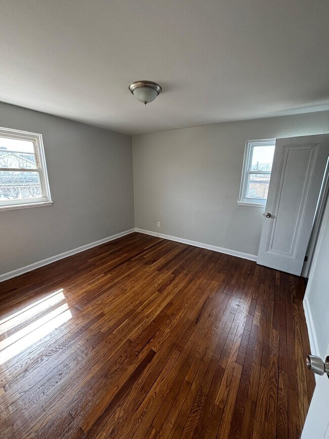 Building Photo - 18603 Arrowhead Ave