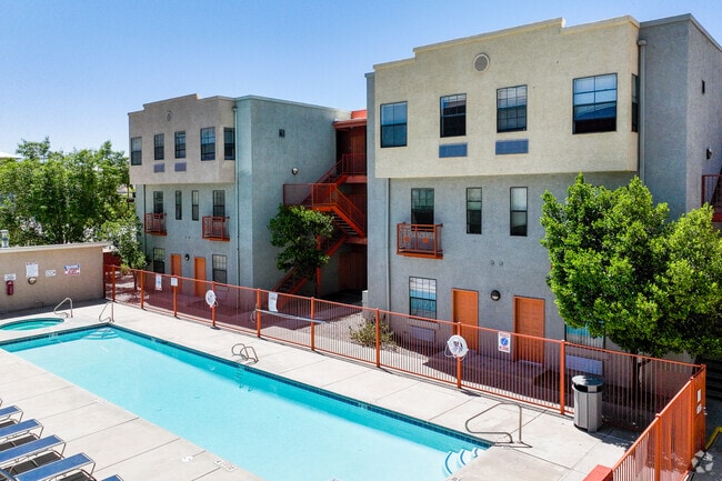 Building Photo - Sage at 601