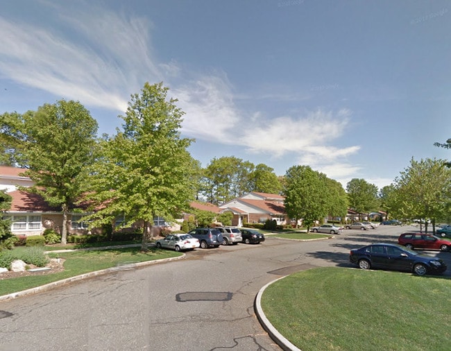 Building Photo - The Waterfalls 55+