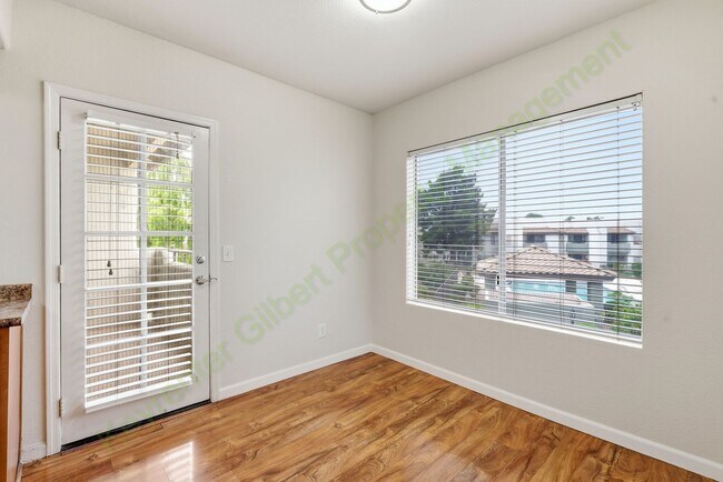 Building Photo - Freshly Updated 2-Bedroom Condo in Gated Lakeshore at Andersen Springs – New Paint & New Carpet!
