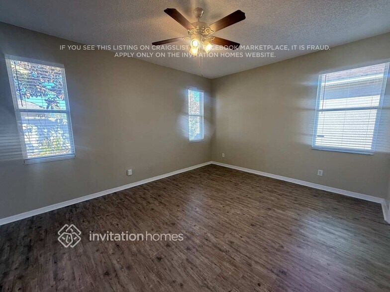 Building Photo - 643 Bridgeway Blvd