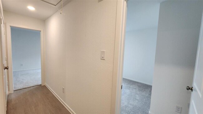 Building Photo - 29015 Rustic Windmill Wy