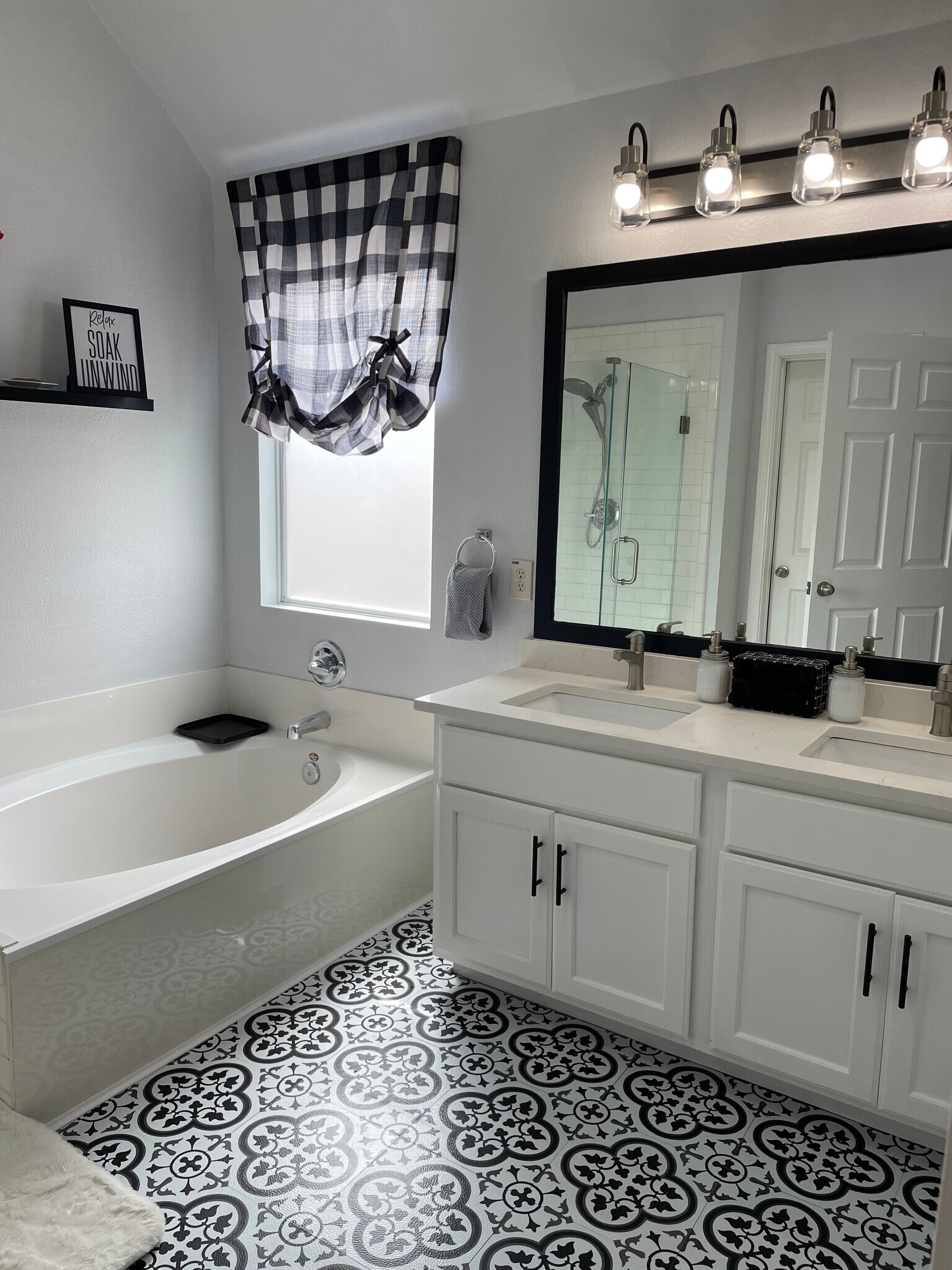 Building Photo - 6815 Terra Rye