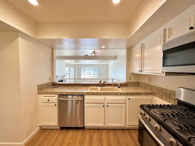 Building Photo - 2 Bedroom + 2 Bathroom Condo |  Surfside IV Gated Community | Unfurnished