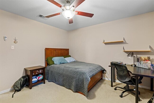 Building Photo - 4007 Bluestone Ln