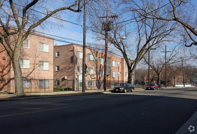 Primary Photo - The Jackson Apartments