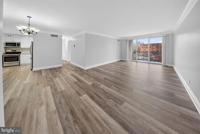 Building Photo - 4977 Battery Ln