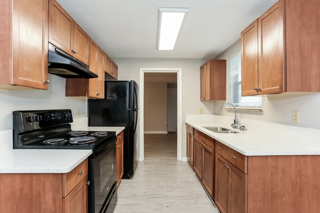 Building Photo - 7317 Sharbeth Dr S