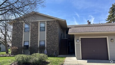 Building Photo - 1400 Alpine Ct