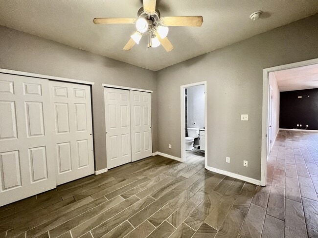 Building Photo - 3150 N Yarbrough Dr
