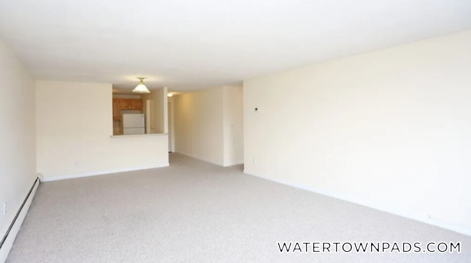 Building Photo - 16 Whites Ave