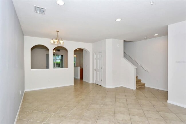 Building Photo - 7930 Moonstone Dr