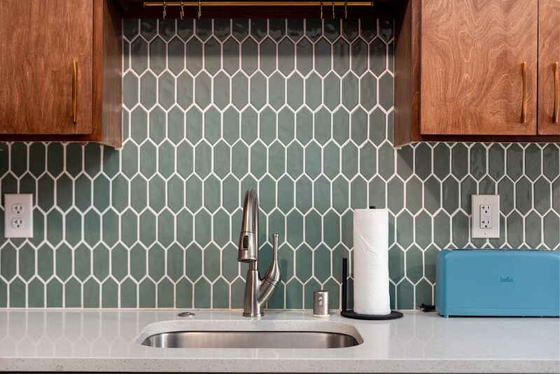 Building Photo - 14004 SE River Rd