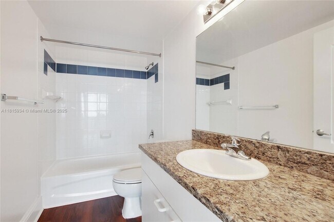 Building Photo - 1756 N Bayshore Dr