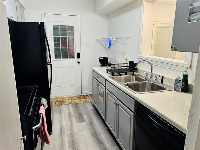 Building Photo - 5612 Marina Dr