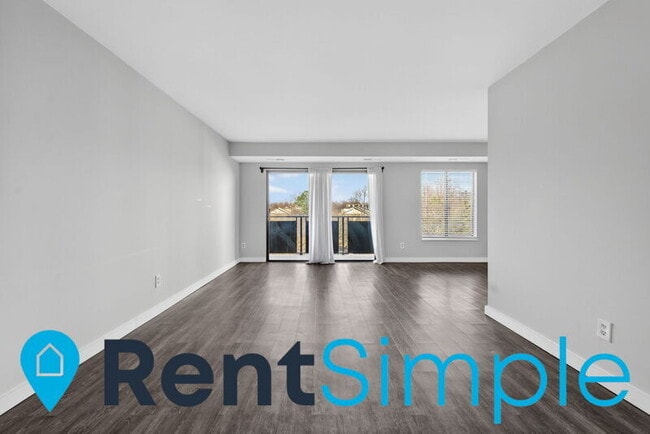 Building Photo - 6001 Arlington Blvd