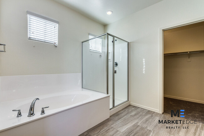 Building Photo - House in Gilbert! JOIN THE WAITLIST!