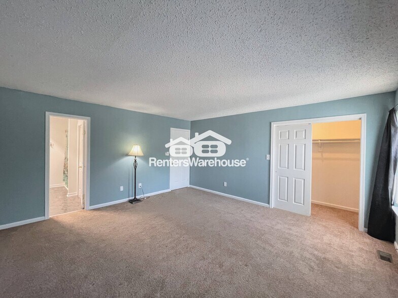 Building Photo - 1541 Sword Dancer Dr