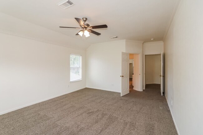 Building Photo - 1331 Blackheath Ct