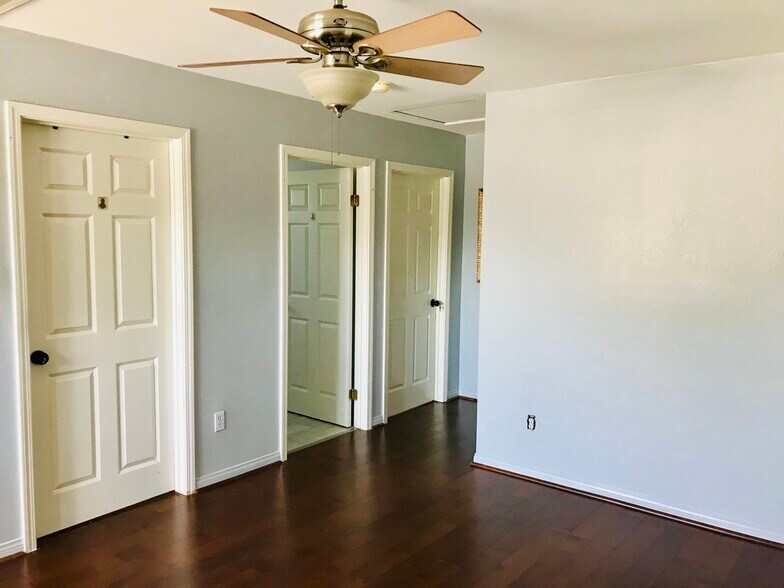 Building Photo - 4060 Garden Ave