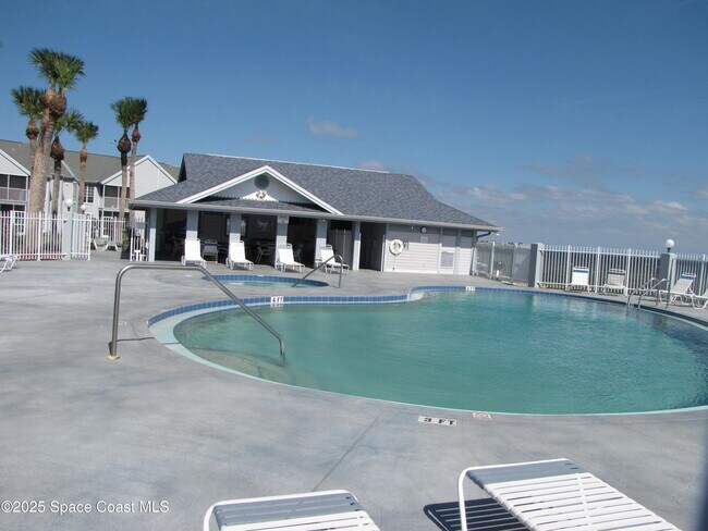 Building Photo - 7330 N Cocoa Blvd