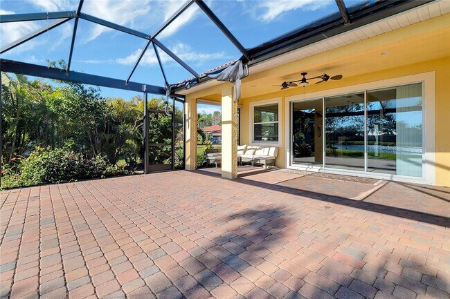 Building Photo - 6289 Falcon Lair Dr