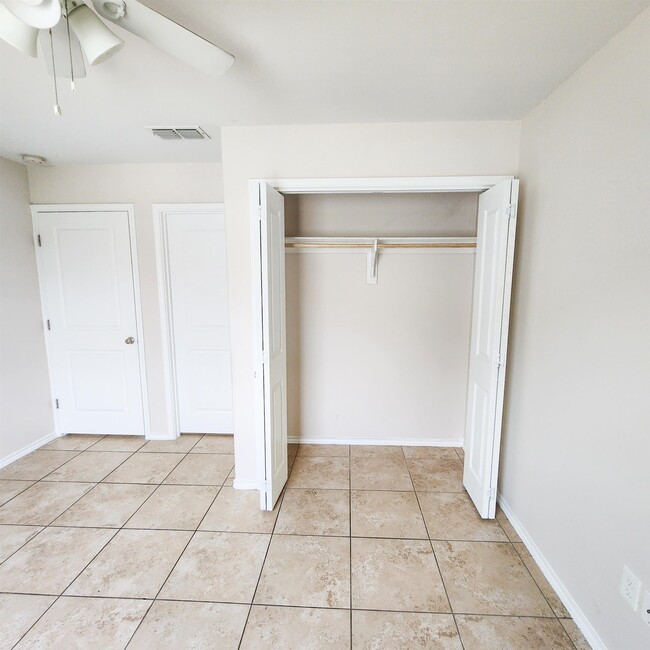 Building Photo - 2601 Lomas Del Sur Boulevard