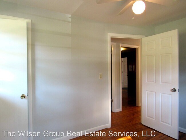 Building Photo - 3 br, 1 bath House - 4105 Edwards Avenue