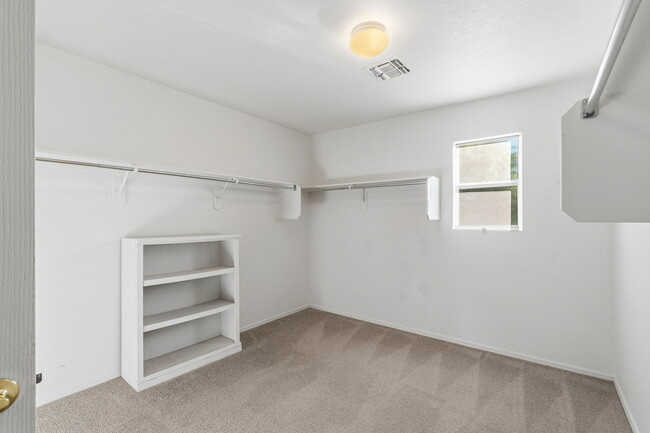 Building Photo - 4821 E Twinflower Pl