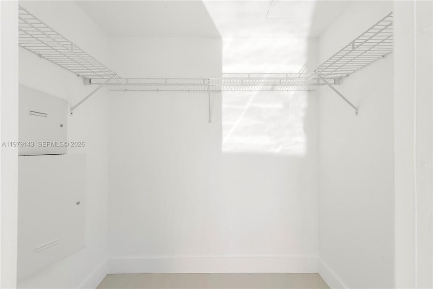 Building Photo - 500 Brickell Ave