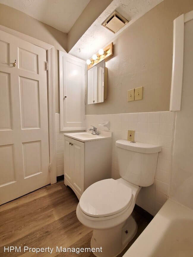Building Photo - 3 br, 1.5 bath House - 1104 Hardesty Blvd