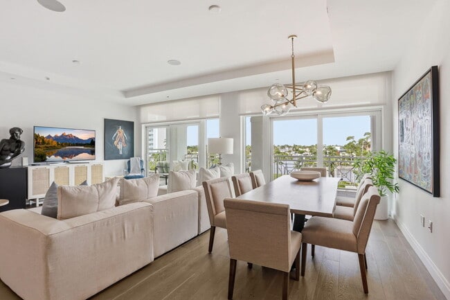 Building Photo - 3200 S Ocean Blvd