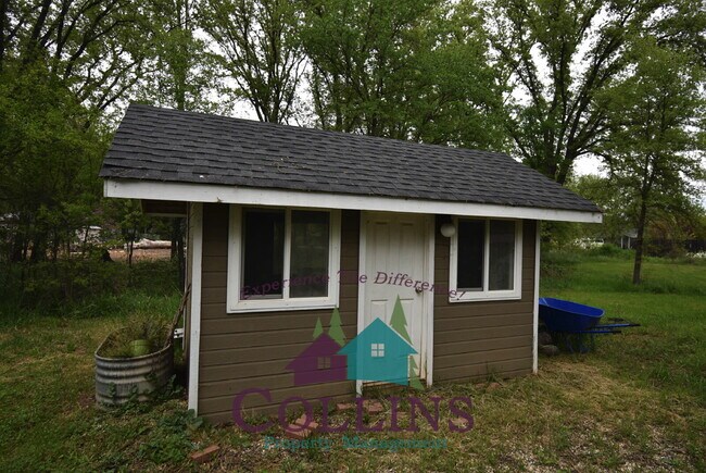 Building Photo - Charming 3-Bedroom, 2-Full Baths Penn Vall...