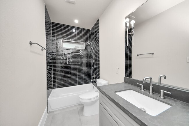 Building Photo - 6320 Milwee St