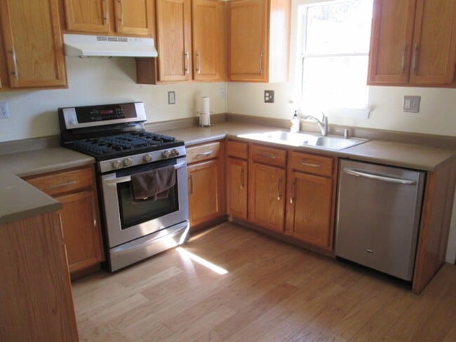 Building Photo - Cute Casita Close to Downtown/Old Town/Saw...