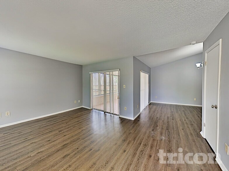 Building Photo - 1239 La Mesa Ave