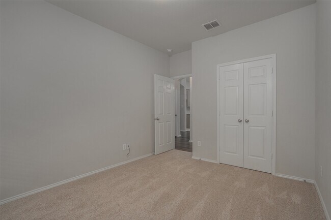 Building Photo - 1779 Eagle River Trail