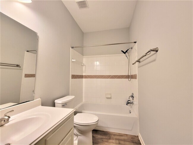 Building Photo - 10347 Panther Point Dr