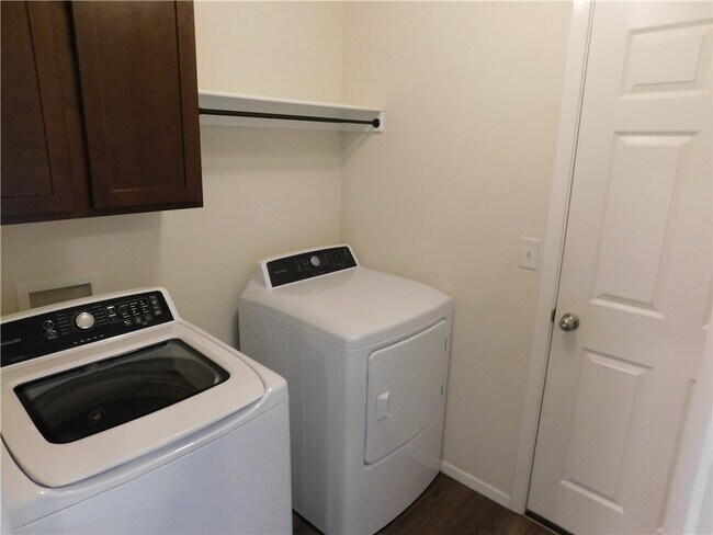 Building Photo - 2995 W Azurite St