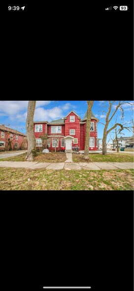 Building Photo - 130 S 8th St