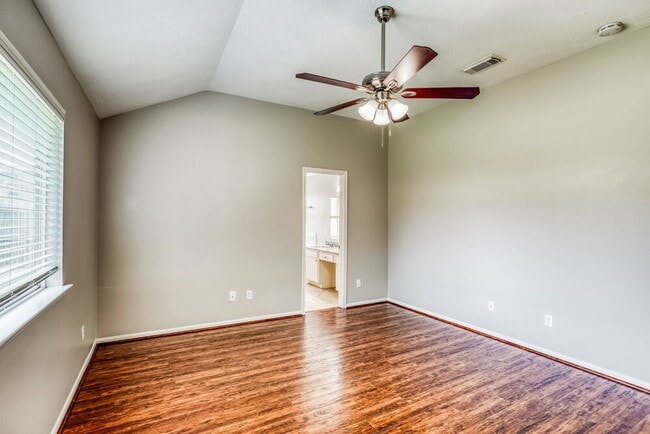 Building Photo - 6614 High Stone Ln