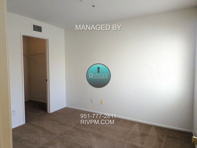 Building Photo - Spacious 3-Bed, 3-Bath Home in Riverside