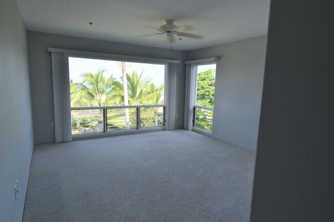 Building Photo - Unfurnished 3 Bedroom 2 Bath Penthouse Condo