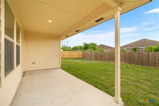 Building Photo - 5102 Karen Grn Dr