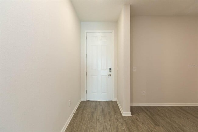 Building Photo - 1119 Lady Gouldian Ct