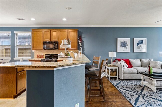 Building Photo - 4472 Gerona St