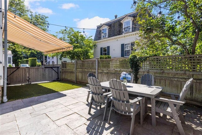 Building Photo - 36 Second St