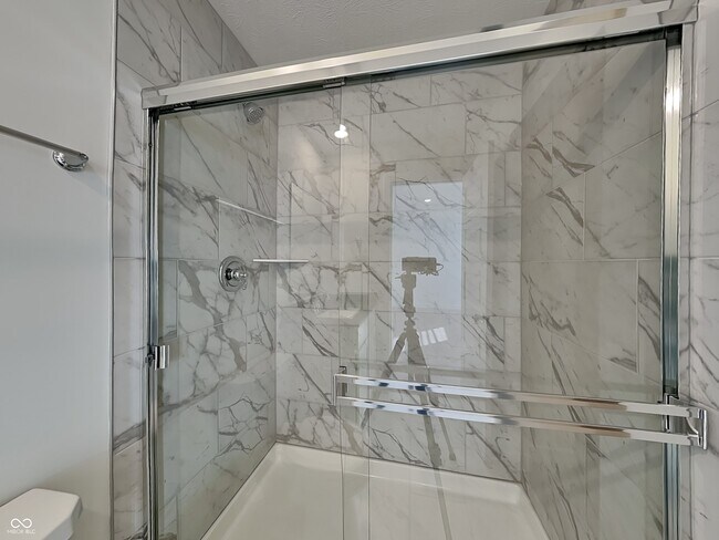 Building Photo - 11827 Moorfield Ln