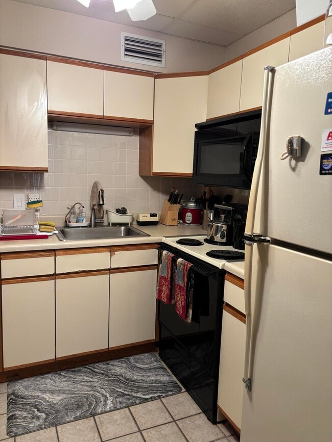 Building Photo - 245 Northampton M