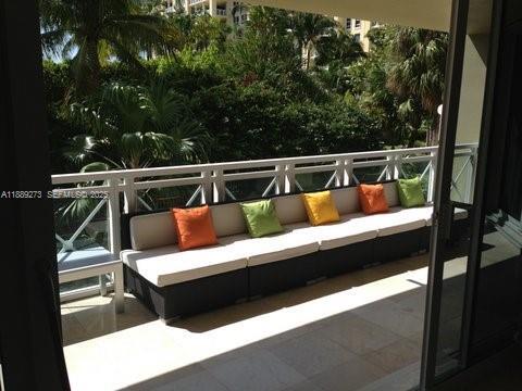 Building Photo - 430 Grand Bay Dr